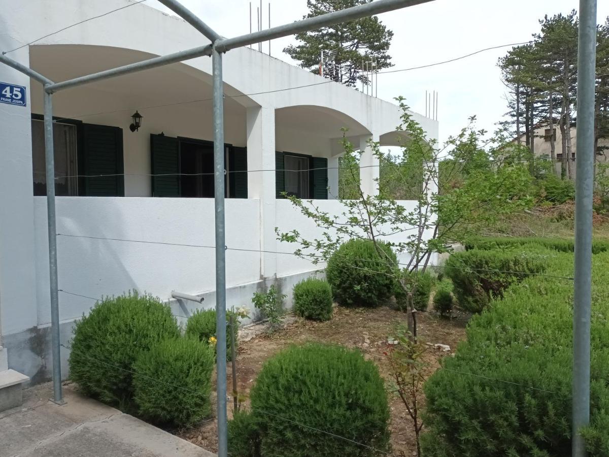 Kuca Za Odmor Maka Villa Kucice ภายนอก รูปภาพ